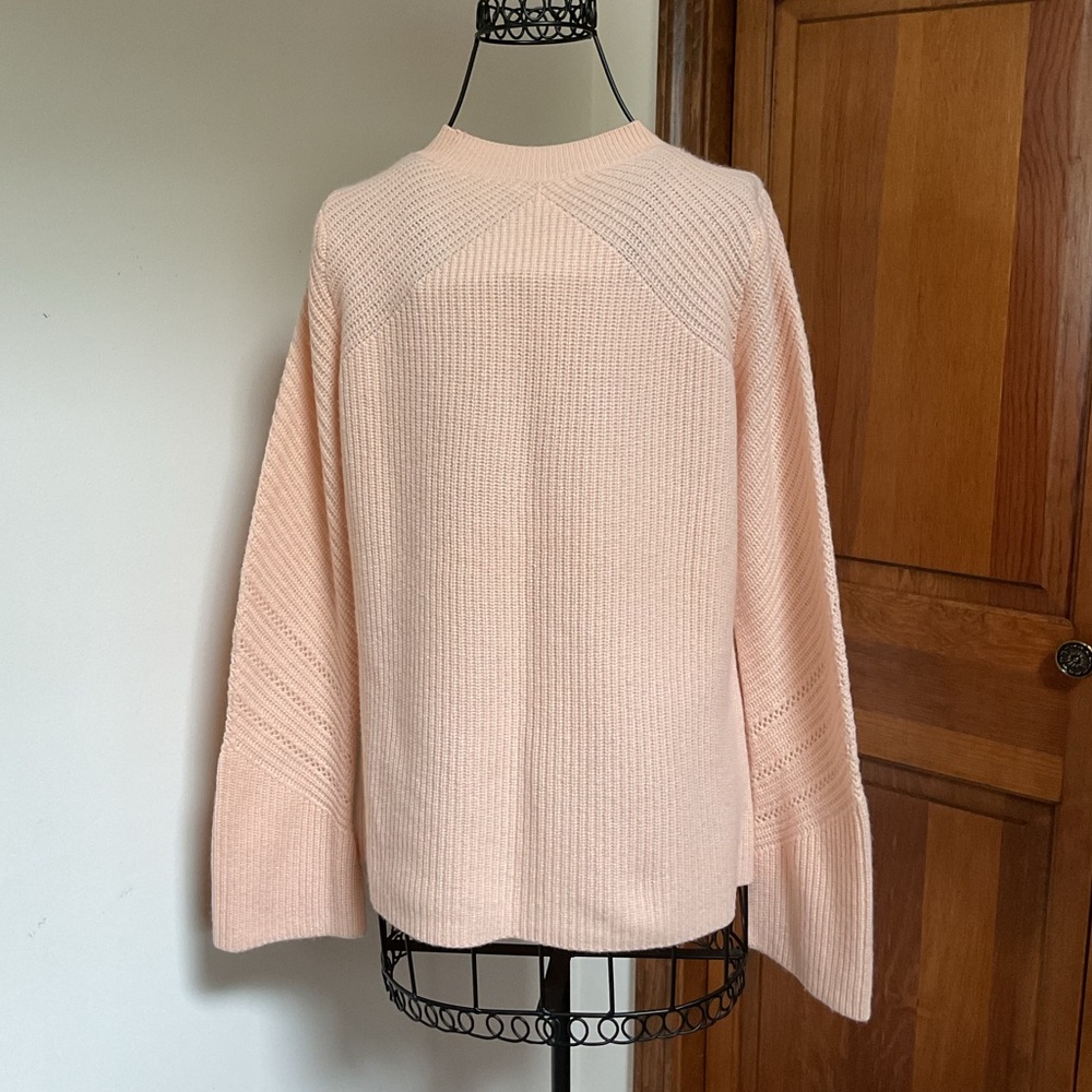 Club Monaco open cuff peach cashmere sweater, size small - Picture 5 of 6